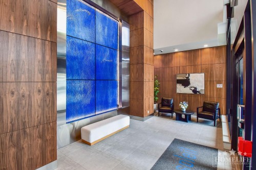 307-1588 Johnston Road, White Rock, BC 