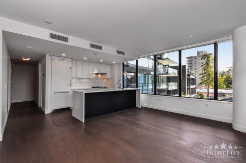 307-1588 Johnston Road, White Rock, BC 