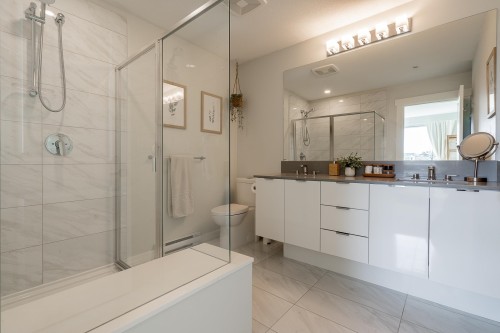 301-31158 Westridge Place, Abbotsford, BC 