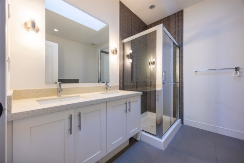 30-15988 32 Avenue, Surrey, BC 