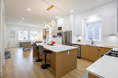 7683 197 Street  Langley, BC V2Y 3T4