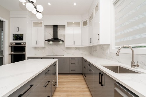 13955 60  A Avenue, Surrey, BC 