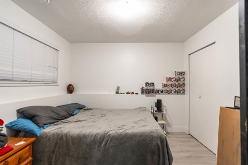 13933 90A Avenue, Surrey, BC 