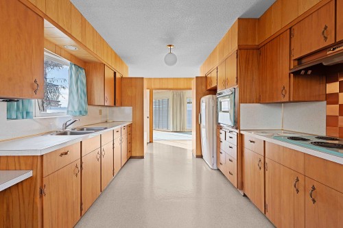 14458 Marine Drive, White Rock, BC 