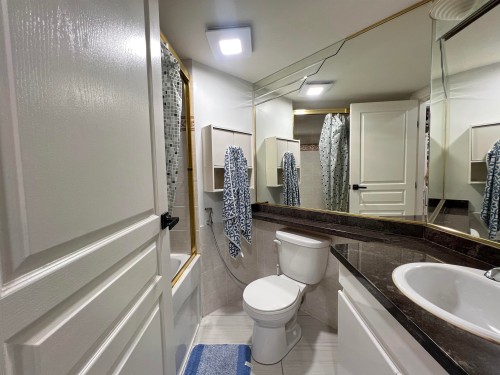 303-8115 121A Street, Surrey, BC 