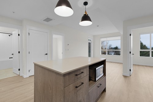 B5Xx-27215 Aldergrove Towncentre Drive, Langley, BC 