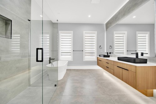 14169 75A Avenue, Surrey, BC 