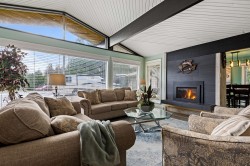 2958 Aurora Place  Abbotsford, BC V2S 3L5