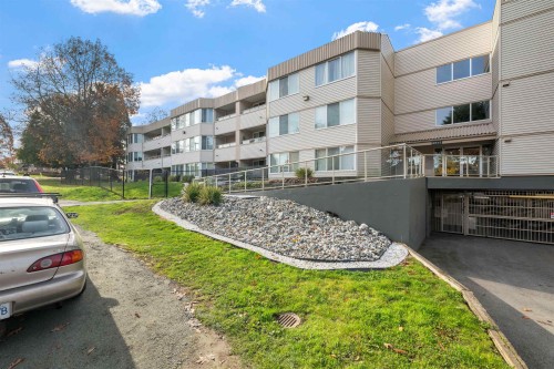 321-9635 121 Street  Surrey, BC V3V 7L8