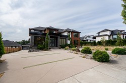 5545 146 Street  Surrey, BC V3X 0H5