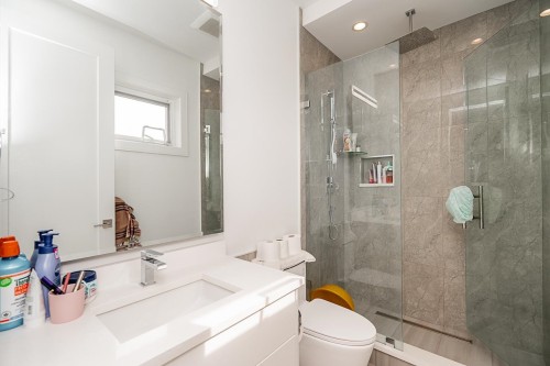 5545 146 Street, Surrey, BC 