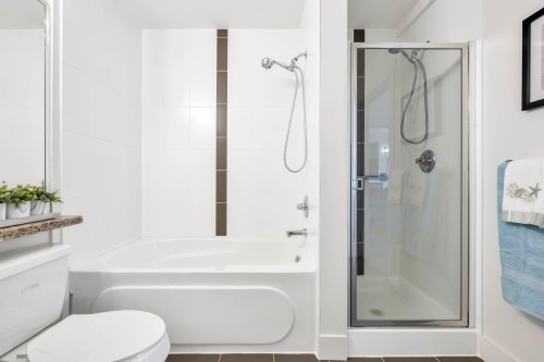 406-15368 17A Avenue, Surrey, BC 