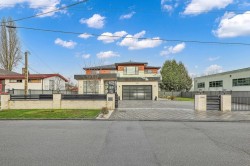13561 79a Avenue  Surrey, BC V3W 2Z3