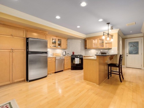 14008 Marine Drive, White Rock, BC 