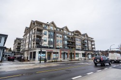 301-2493 Montrose Ave Avenue  Abbotsford, BC V2S 3T2