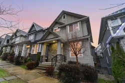 2112 165a Street  Surrey, BC V3Z 0V7