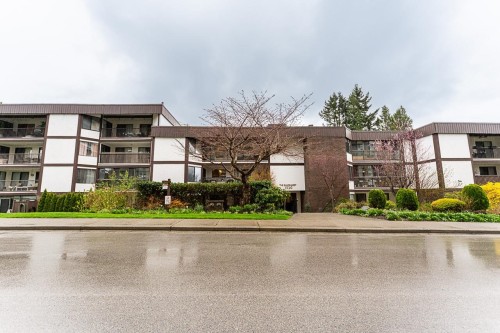 202-1520 Vidal Street  White Rock, BC V4B 3T7