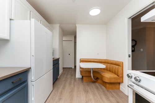 202-1520 Vidal Street, White Rock, BC 