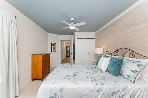 202-1520 Vidal Street, White Rock, BC 