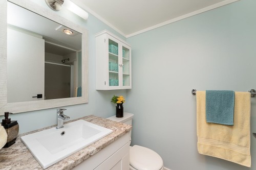 202-1520 Vidal Street, White Rock, BC 