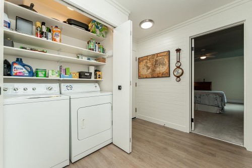 202-1520 Vidal Street, White Rock, BC 