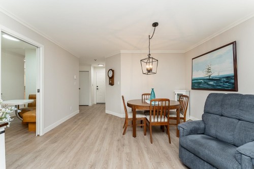 202-1520 Vidal Street, White Rock, BC 