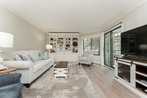 202-1520 Vidal Street, White Rock, BC 