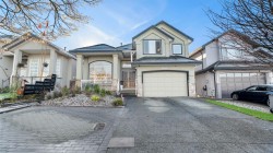 12572 62b Avenue  Surrey, BC V3X 3M9