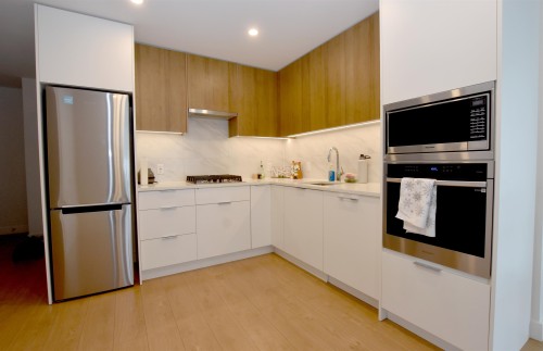 2407-13359 Old Yale Road  Surrey, BC V3T 0S4