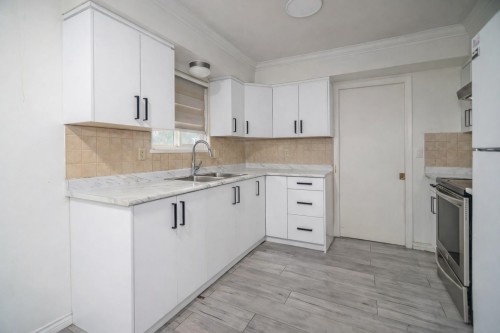 14251 72Nd Avenue, Surrey, BC 