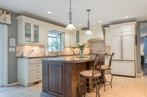 17411 29 Avenue, Surrey, BC 