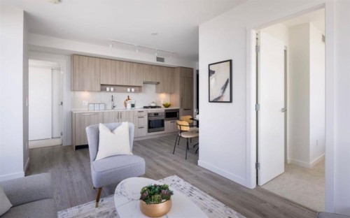 3211-13350 Central Avenue, Surrey, BC 