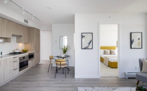 3211-13350 Central Avenue, Surrey, BC 