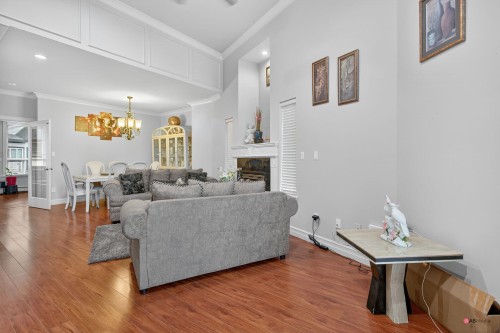 6418 137A Street, Surrey, BC 