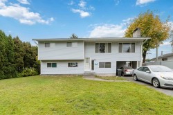 26541 29 Avenue  Langley, BC V4W 3A9