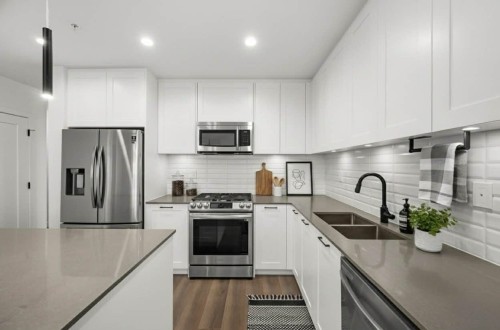 403-20052 83a Avenue  Langley, BC V2Y 3P4