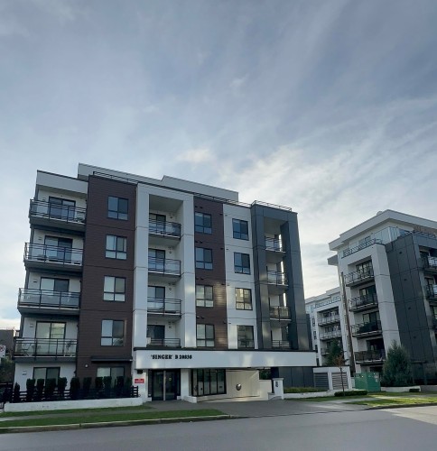 B102-20838 78b Avenue  Langley, BC V2Y 3M2