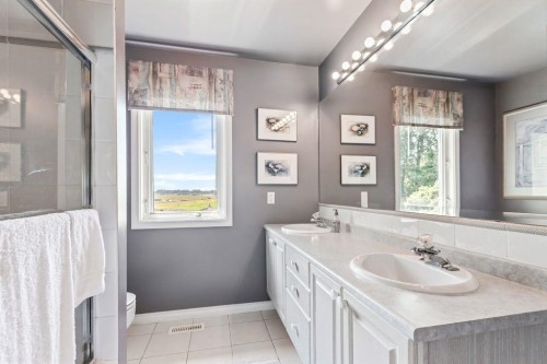 16672 77 Avenue, Surrey, BC 