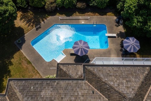 16672 77 Avenue, Surrey, BC 