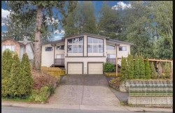 10444 -10446 River Road  Delta, BC V4C 2R5