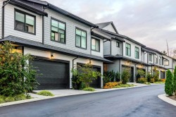 25-20645 68 Avenue  Langley, BC V2Y 1P9