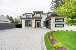 6052 172 Street  Surrey, BC V3S 3Z7