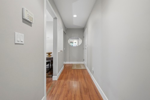 105-6385 121 Street, Surrey, BC 