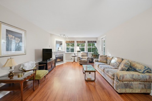 105-6385 121 Street, Surrey, BC 