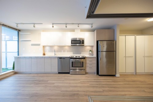 2306-13303 Central Avenue, Surrey, BC 