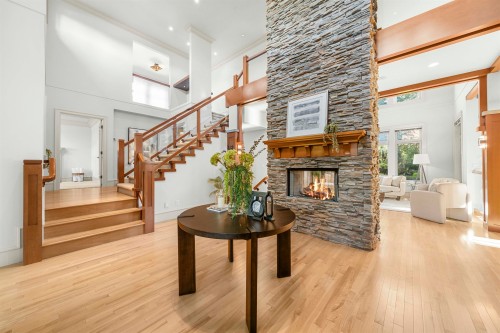 3842 Devonshire Drive, Surrey, BC 