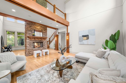 3842 Devonshire Drive, Surrey, BC 