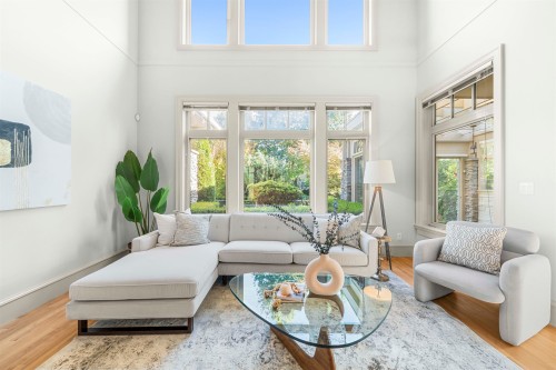 3842 Devonshire Drive, Surrey, BC 