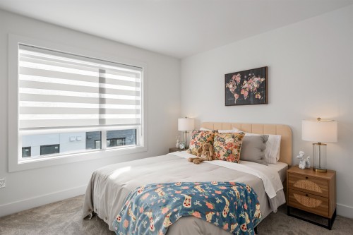 16-12635 63 Avenue, Surrey, BC 