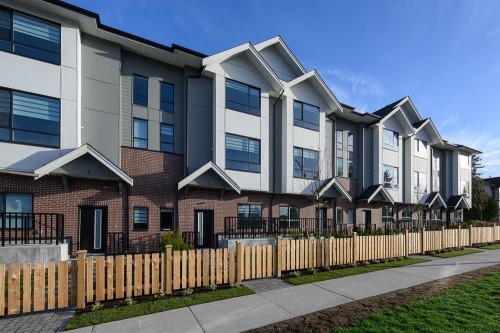 16-12635 63 Avenue, Surrey, BC 